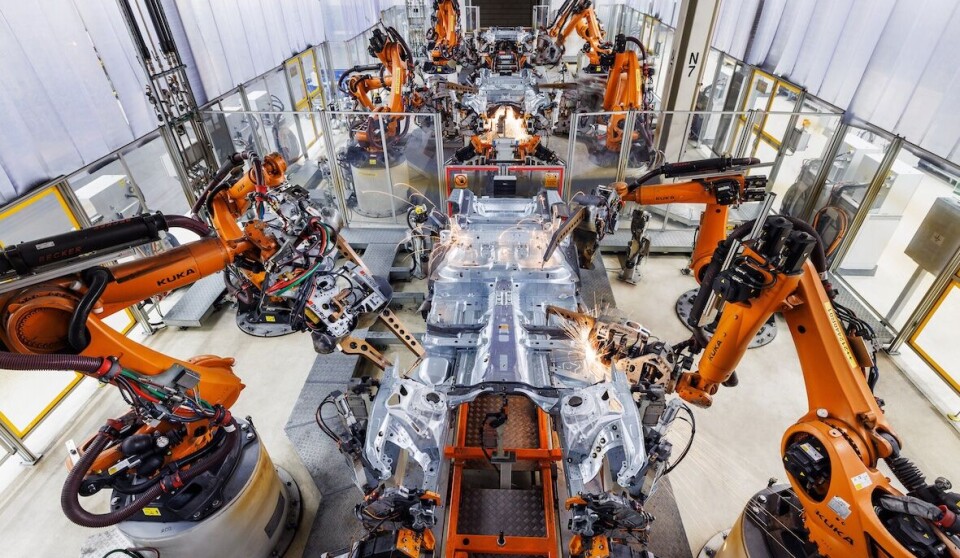 Stellantis Manufacturing Process Stellantis Industrial System: How cross‑functional smart‑factory ...
