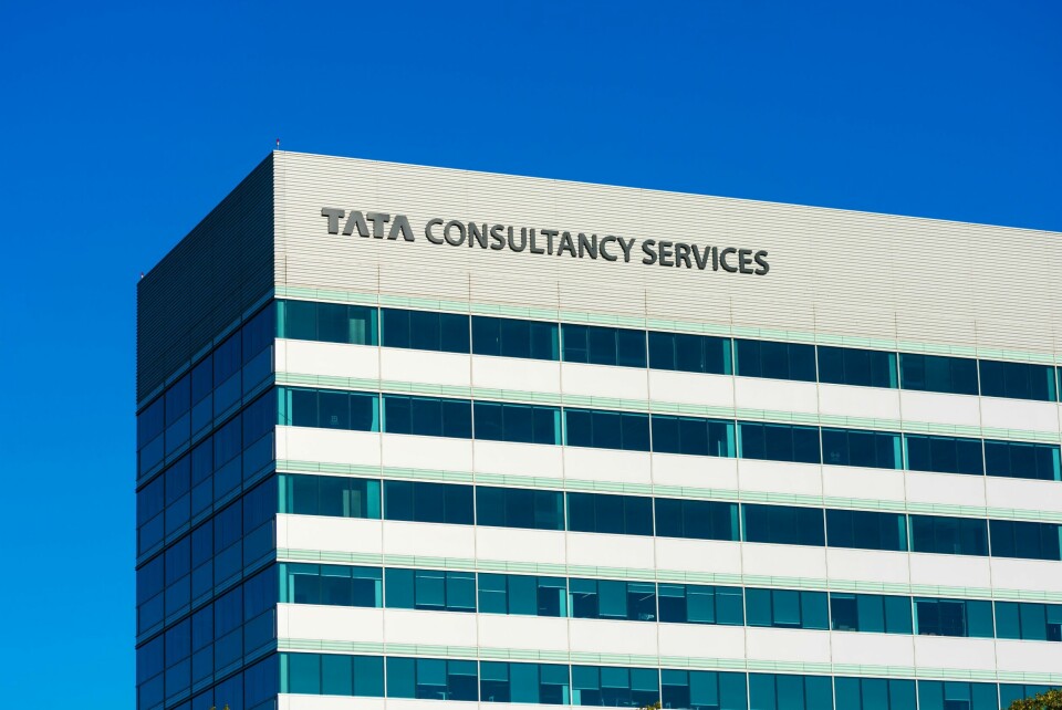 For 20+ years, TCS has supported OEMs in their ICE-to-EV shift, deploying BMS software for over 500,000 EVs and EV charging in 75+ countries. For 20+ years, TCS has supported OEMs in their ICE-to-EV shift, deploying BMS software for 500,000+ EVs and EV charging in 75+ countries.