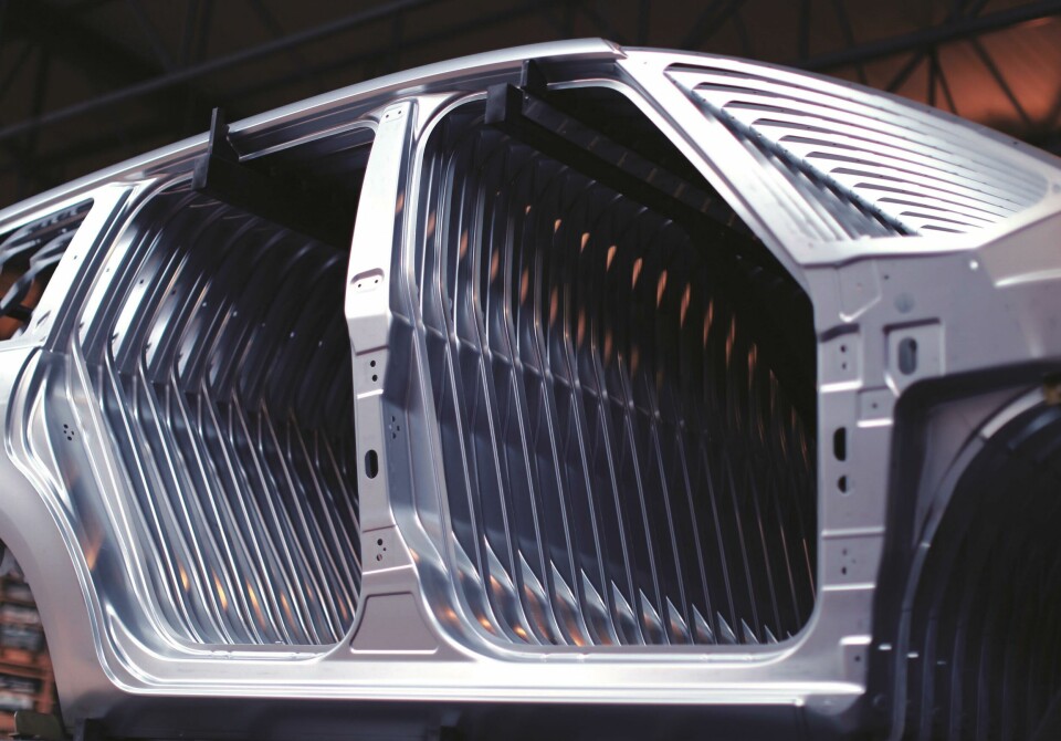 With fossil-free steel at its core, the collaboration paves the way for the creation of safer, lighter vehicles with a significantly reduced carbon footprint, ultimately benefiting both industry and environment With fossil-free steel at its core, the collaboration paves the way for the creation of safer, lighter vehicles with a significantly reduced carbon footprint, ultimately benefiting both industry and environment