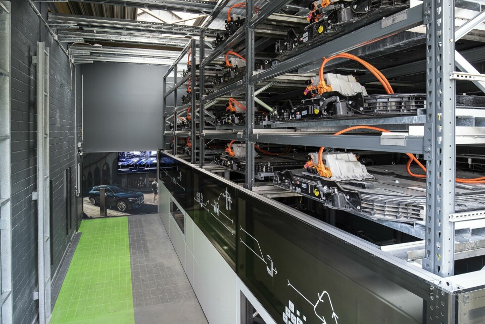 Former Audi EV batteries used to store electricity installed at the EUREF research campus Former Audi EV batteries used to store electricity installed at the EUREF research campus