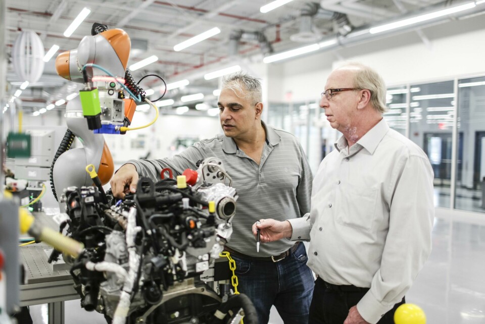 Harry Kekedjian (left) at Ford’s Advanced Manufacturing Centre in Redford Ford’s Advanced Manufacturing Centre