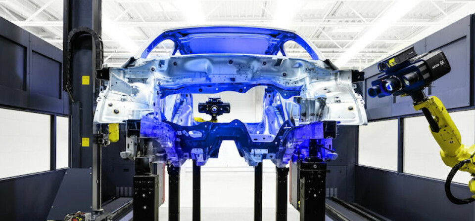 Advanced 3D metrology for car body GOM scanner