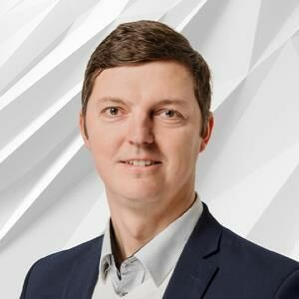 Václav Švub, Global Solution Center Chassis Manager, ABB Robotics Václav Švub, Global Solution Center Chassis Manager, ABB