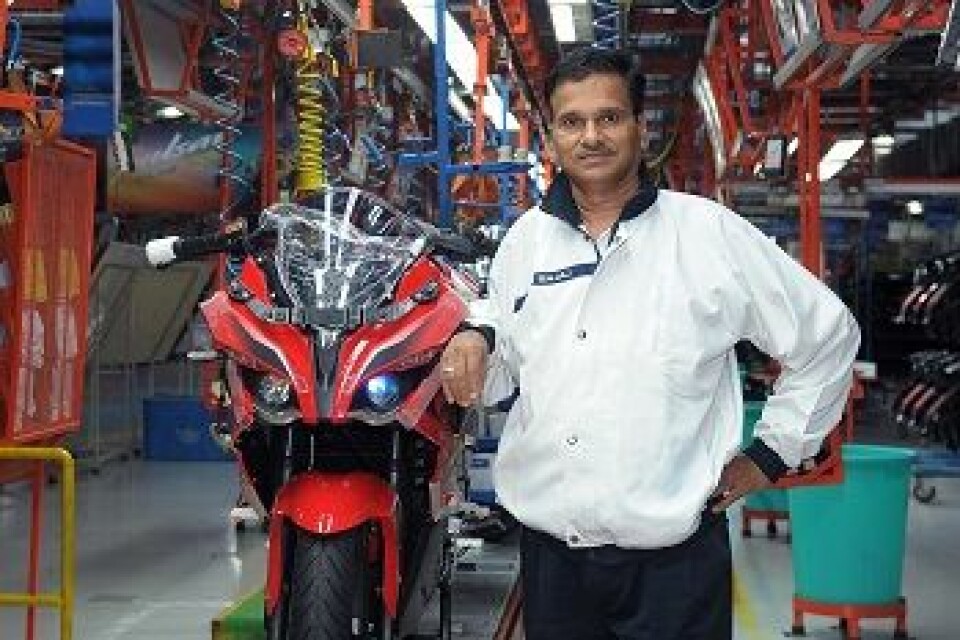 Small vehicles, big numbers Mr. Sunil Deshpande with Pulsar 200 RS