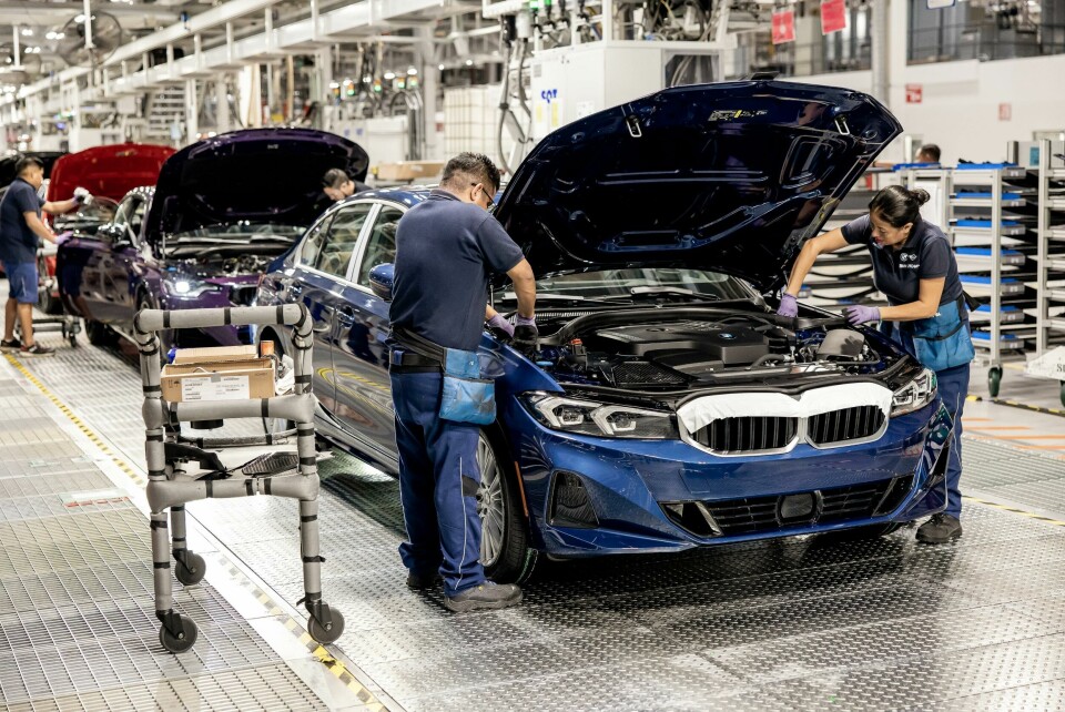 In two shifts, 3,700 employees at 270 different workstations produce around 450 cars per day. (Image: BMW) BMW San Luis Potosi 2