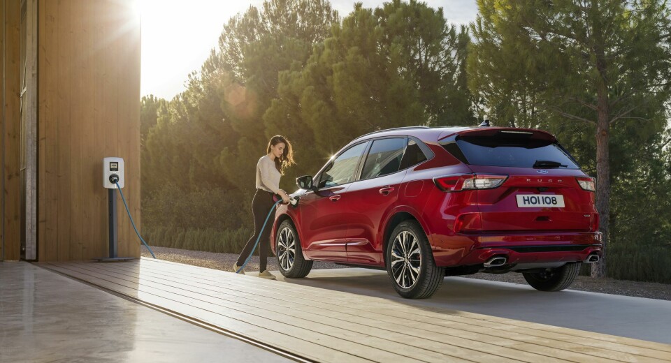 2019 Ford Kuga plug-in hybrid electric vehicle 2019 Ford Kuga home charge