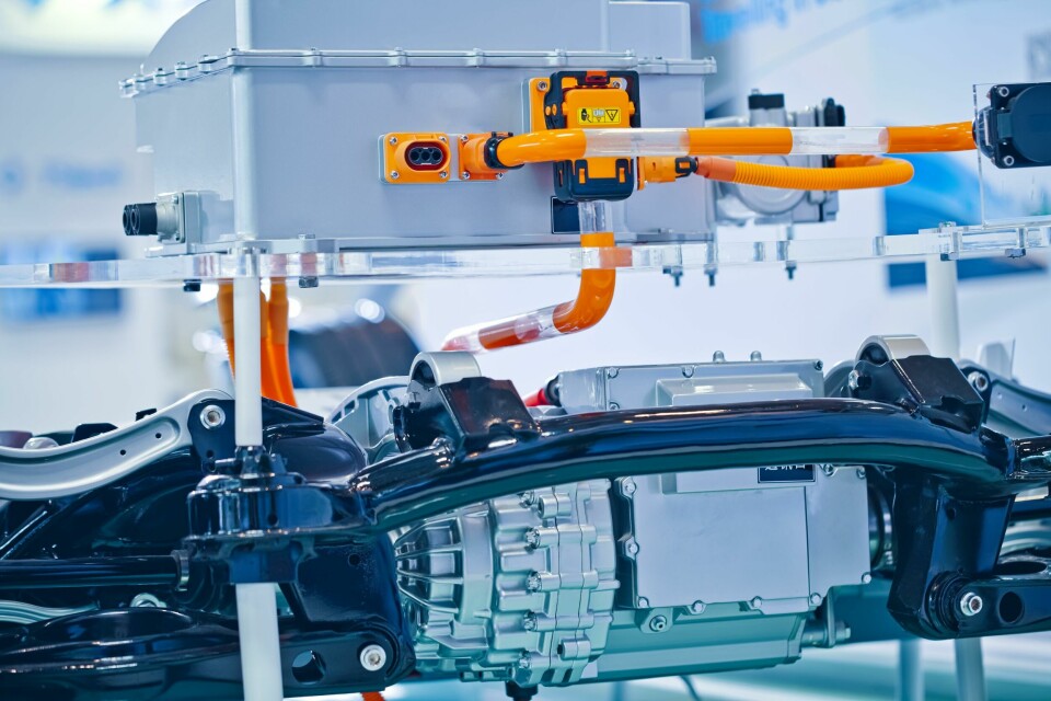 Product and manufacturing engineers have to collaborate to design products and systems that can be reliably tested in a production environment GettyImages-489804080-battery pack and engine higher res