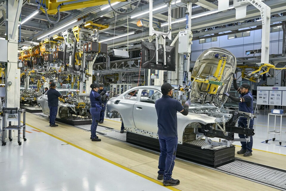 Digital production is a cornerstone of San Luis PotosiAI is embedded in sensors within robots and welding tools, enabling real-time monitoring of key parameters such as temperature, pressure, and vibration. Bodyshop and line at BMW SLP