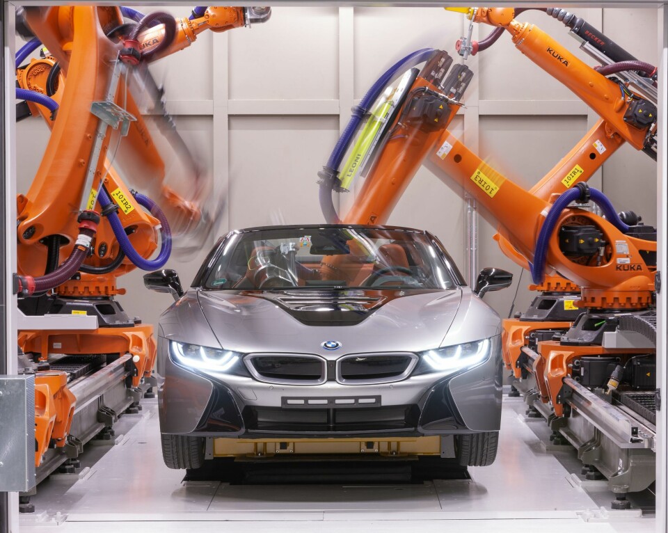 BMW is exploring the potential to combine robotics with computer tomography as an analysis tool at the interface between prototyping and production P90315064_highRes