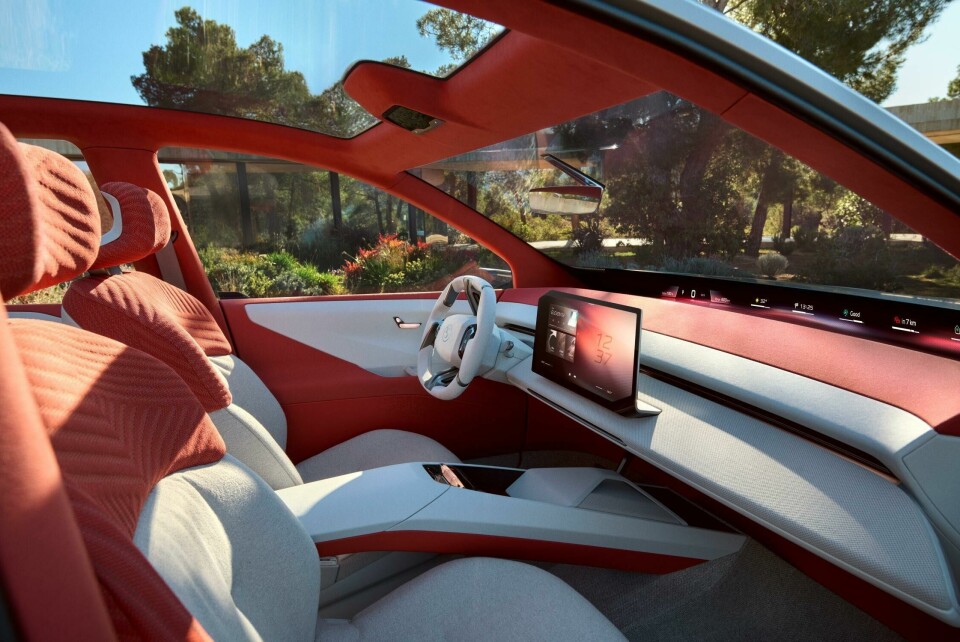 BMW SLP prepares for the Neue Klasse models with all-systems-go on digital foundations BMW Neue Klasse X 2024 reveal43418-lowRes