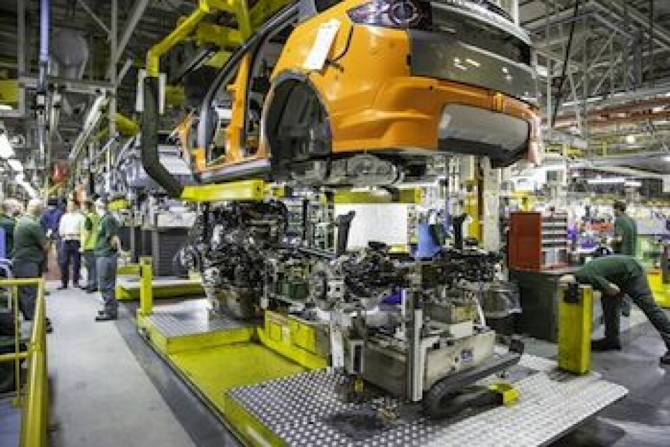 JLR Halewood: Full speed ahead Assembly line, JLR Halewood