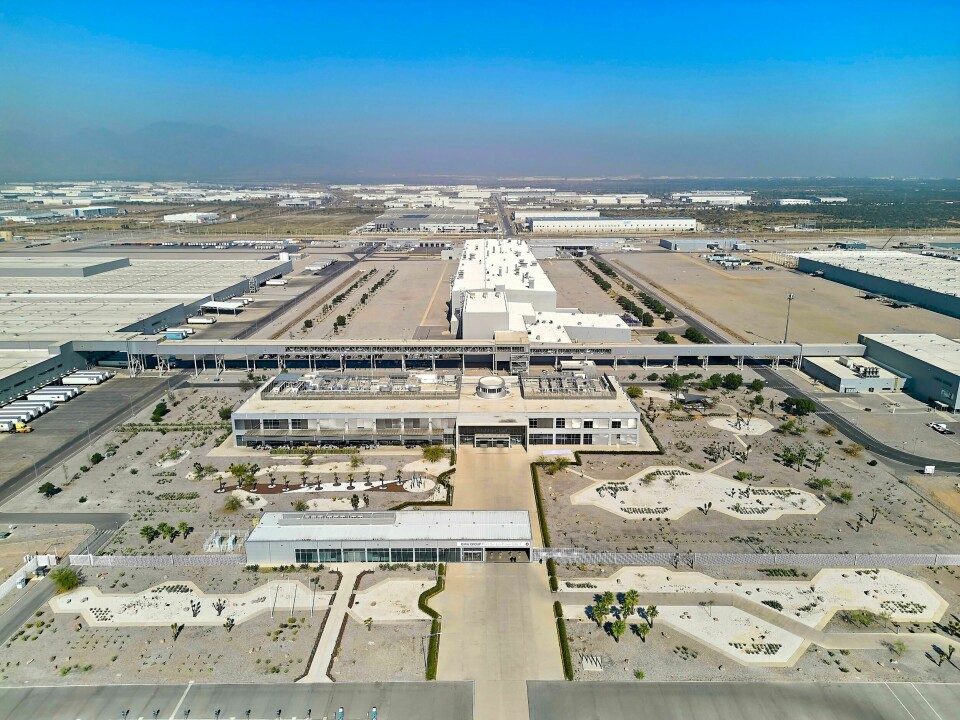 BMW’s San Luis Potosí in Mexico is a local leader in global sustainable manufacturing with total site electricity powered by a sprawling solar power field, advanced water recycling systems and a $513 million EV lithium battery centre expansion to power the OEMs Neue Klasse vehicles by 2027 BMW's San Luis Potosí in Mexico is a local leader in global sustainable manufacturing with a growing solar field, advanced water recycling systems and an expanding battery centre