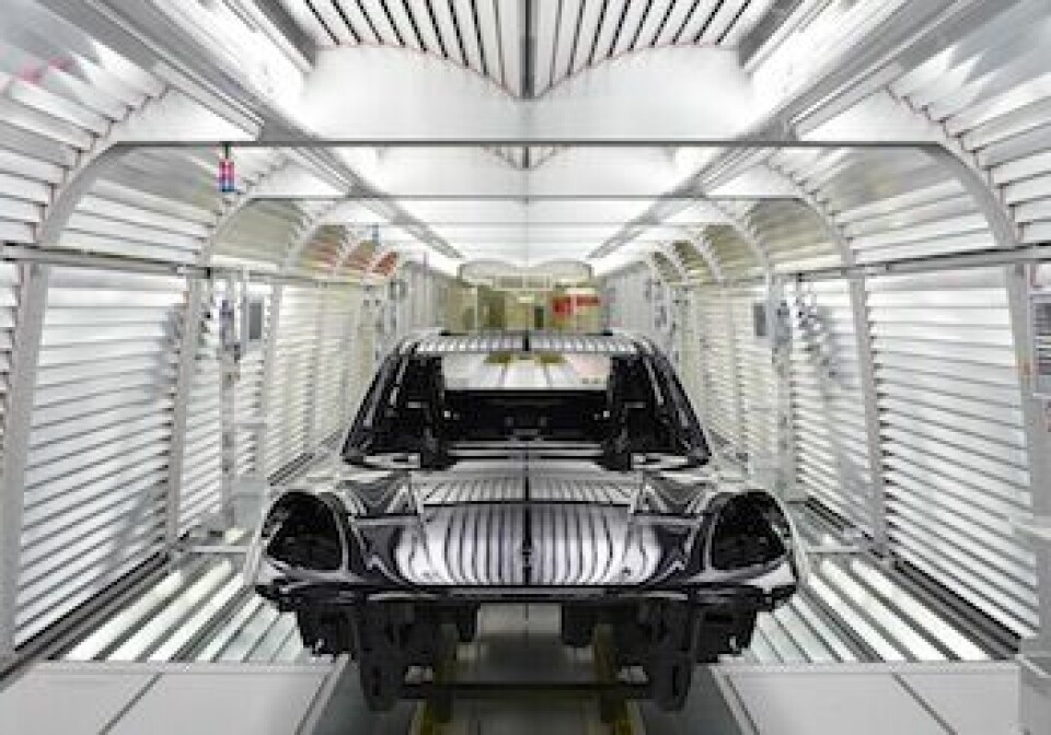 Making the new Macan Light tunnel, Porsche Leipzig