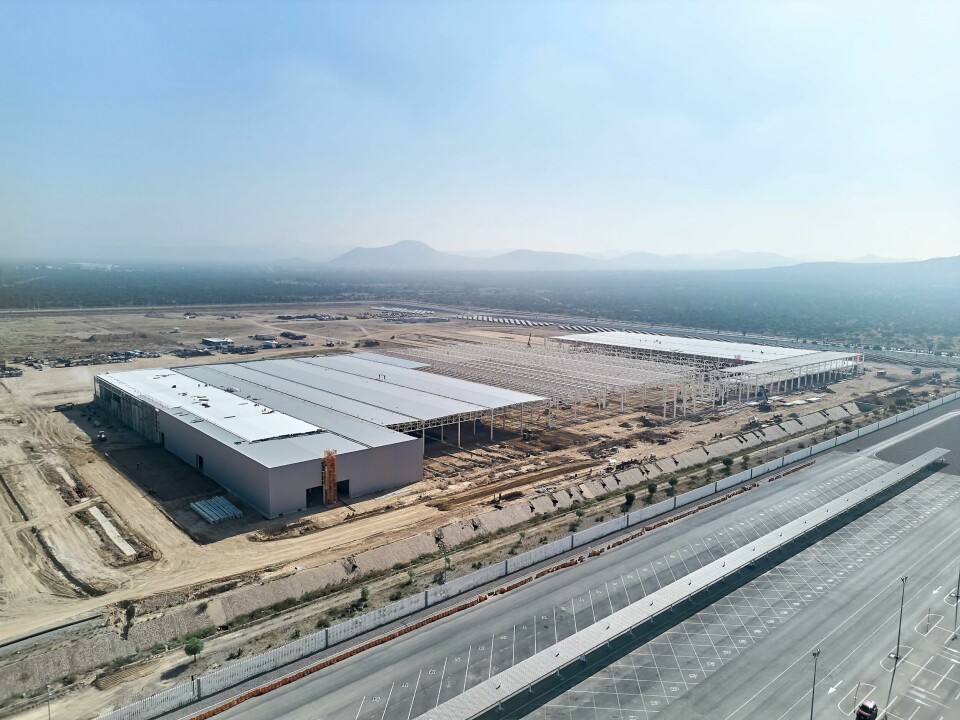 With a €500 million ($512.7m) investment San Luis Potosí is expanding by 80,000m² to house Mexico’s first lithium battery facility to power BMW’s Neue Klasse EVs by 2027 With an €800m ($820.4m) investment, BMW’s San Luis Potosí is expanding by 80,000m² to house Mexico’s first lithium battery facility, powering Neue Klasse EVs by 2027