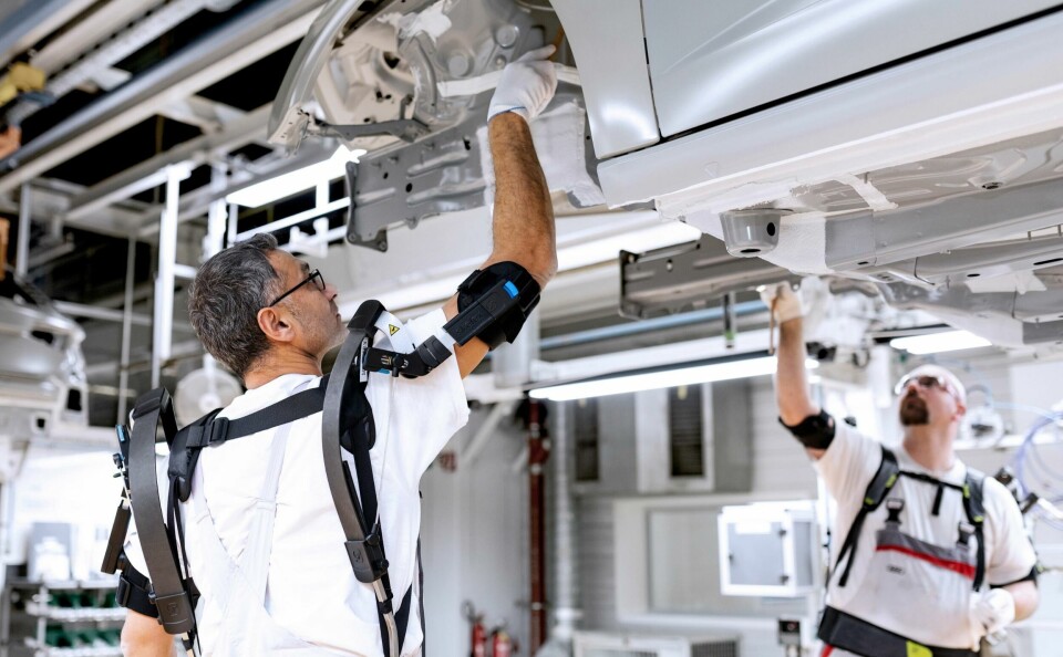 Exoskeleton trials underway at Audi Audi exoskeleton 3