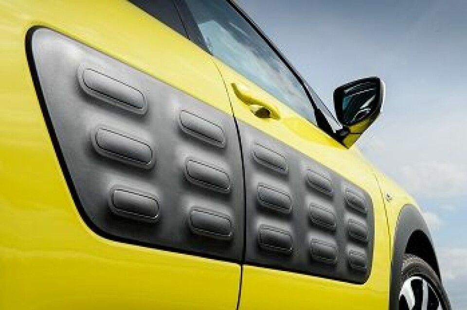 Villaverde: To blossom with Cactus? Airbumps, C4 Cactus