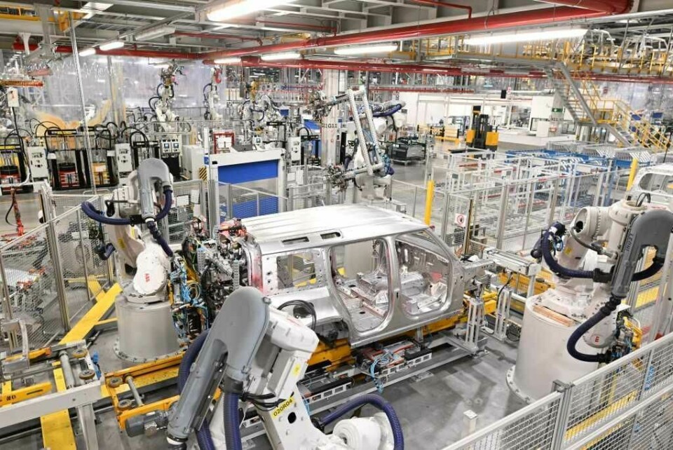 JLR’s cloud-based global production network will connect 128 vehicle production sites around the globe JLR Nitra