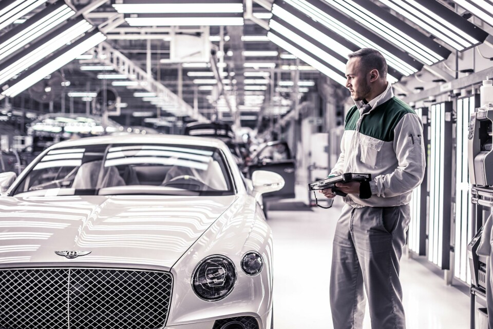 Bentley has improved takt time from over 12 minutes to nine minutes on all of the lines and in paintshop and in trimshops HK4A3666-RT1