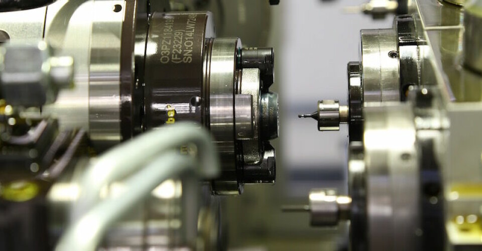 Zero tolerance for error delphi_2mm-guide-grinding-tech