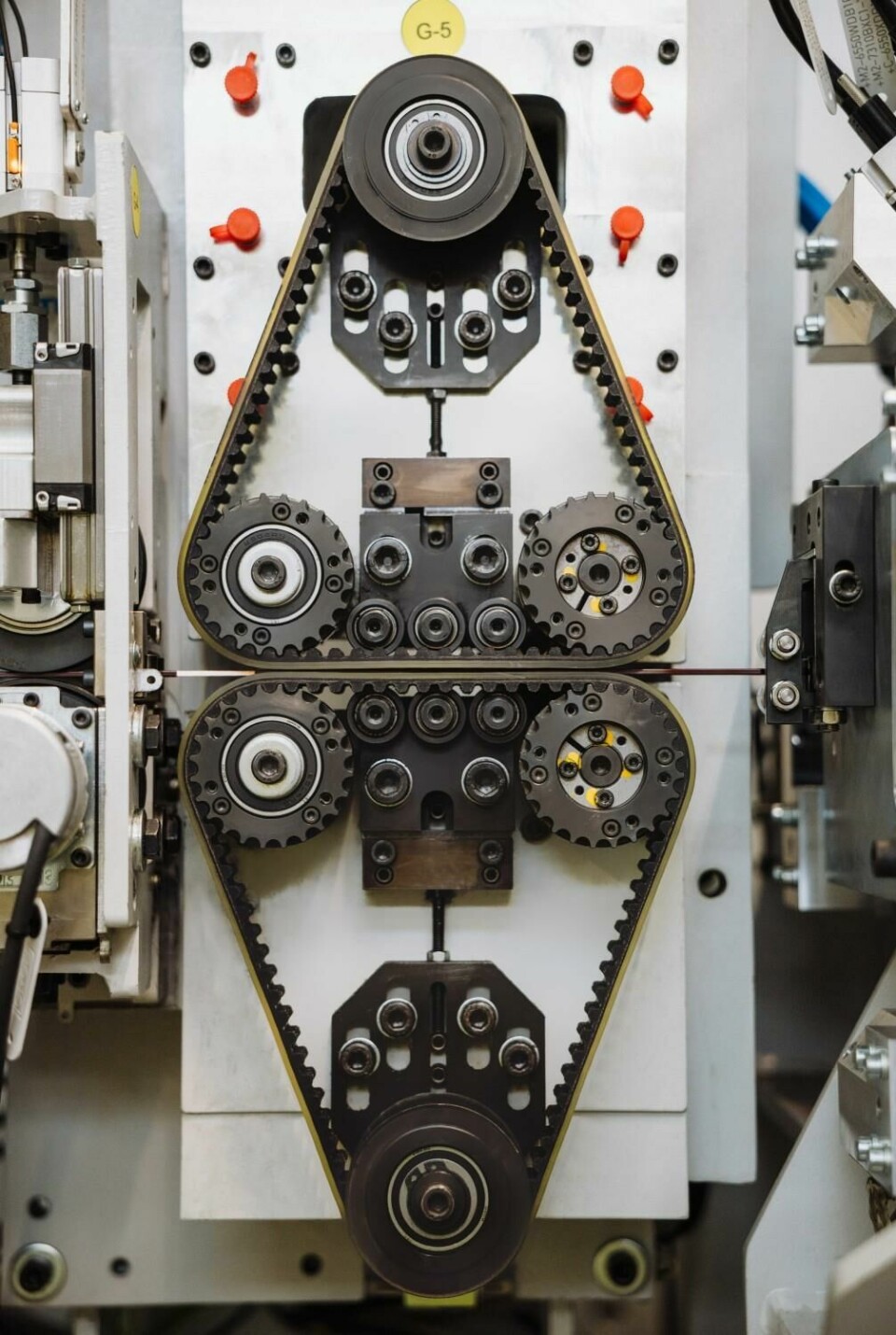 Robots craft millions of copper hairpins with unmatched precision Robots craft millions of copper hairpins with unmatched precision
