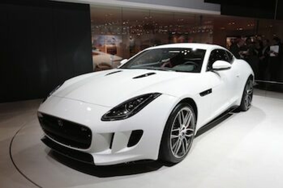 Joining aluminium Jaguar F-Type