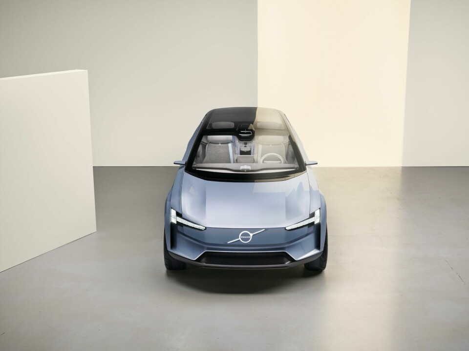 Volvo is preparing to produce a new range of electric models 289677_Volvo_Concept_Recharge_Exterior_front_view