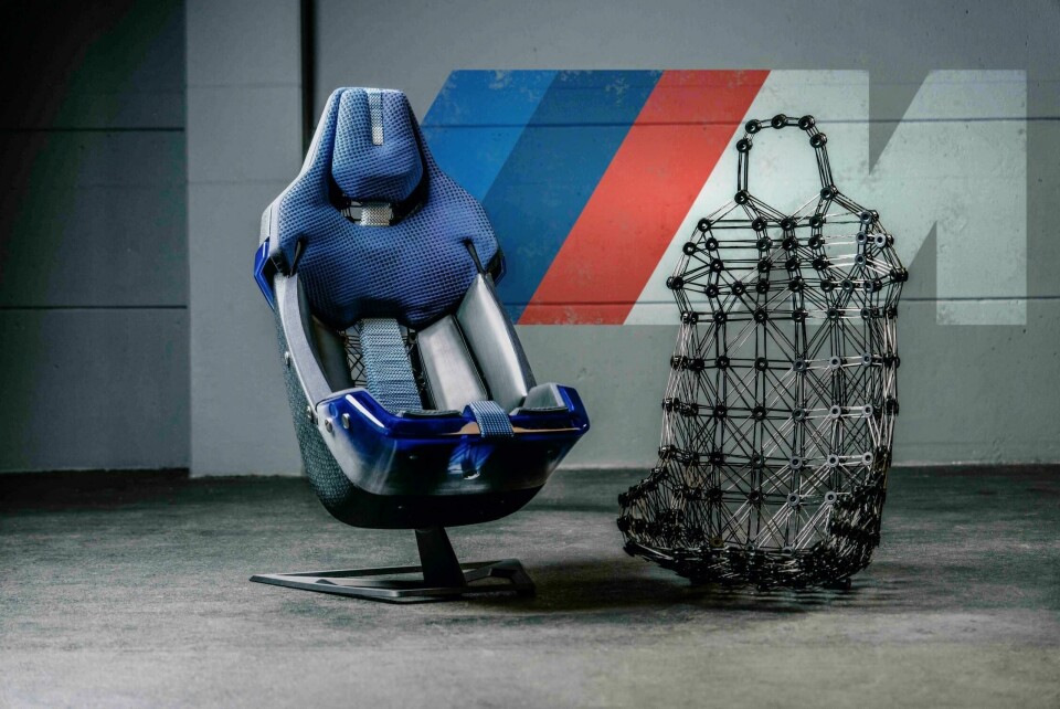 The BMW M Visionary Materials Seat wins the Altair Enlighten Award 2024 in the ‘Sustainable Process’ category The BMW M Visionary Materials Seat wins the Altair Enlighten Award 2024 in the 'Sustainable Process' category