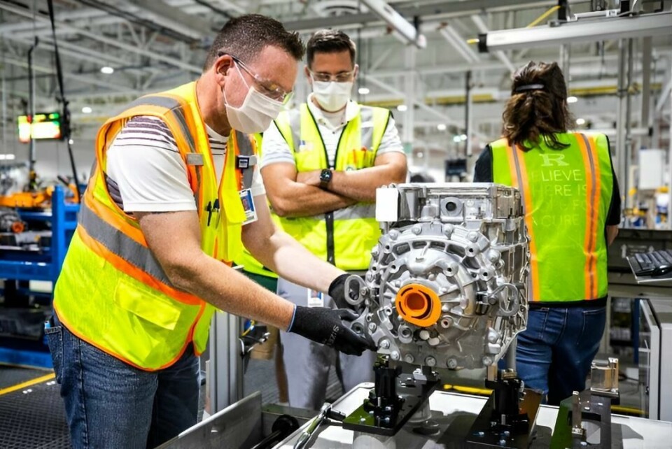 At Ford’s Van Dyke Electric Powertrain center AI-powered cameras inspect assemblies, detect defects, and boost quality. At Ford's Van Dyke Electric Powertrain center AI-powered cameras inspect assemblies, detect defects, and boost quality.