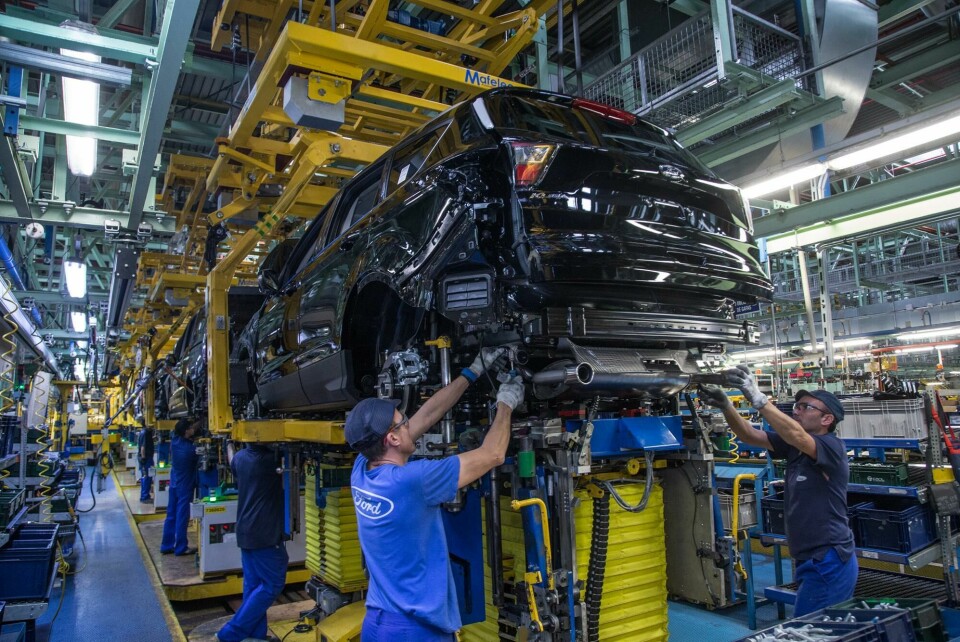 Panellists agreed that it is essential to get the people on the shop floor on board Ford Kuga on production line