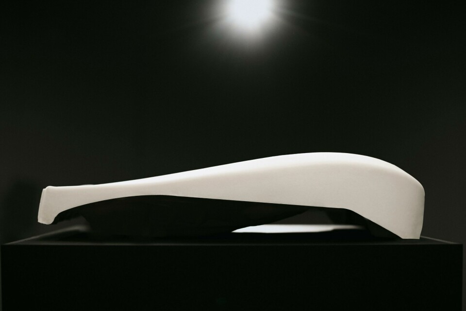 JLR’s susainable solution breakthrough reduces waste and emissions by recycling seat foam into new vehicles JLR Breakthrough closed-loop seating foam 2