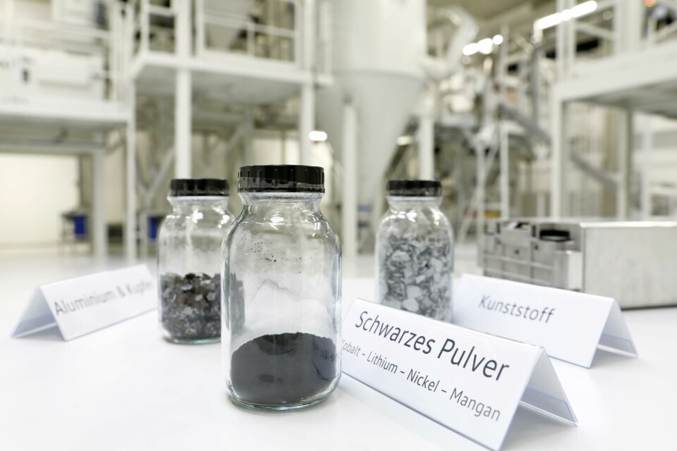The raw materials obtained can be reused in a closed-loop recycling process VW HVBatCycle project