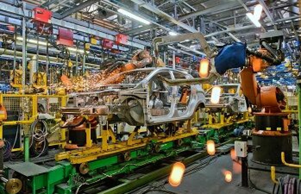 Light at the end of the tunnel The new XRay compact crossover using the Vesta’s underpinnings