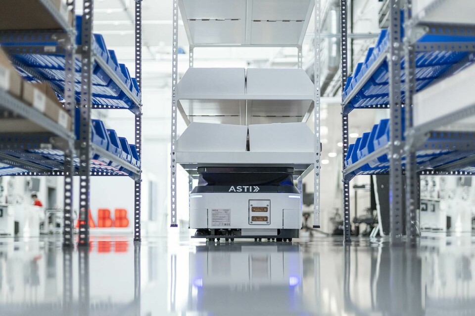 ABB RoboticsAMR solutions are being used to adapt flexibility in all aspects of automotive production ABB_Robotics