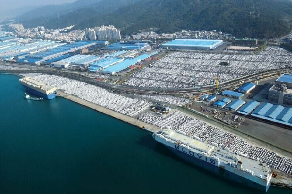 Hyundai’s Ulasan PlantUlasan is the single largest production facility in the world with an annual capacity of 1.4 million units Hyundai's Ulasan plant is the single largest production facility in the world