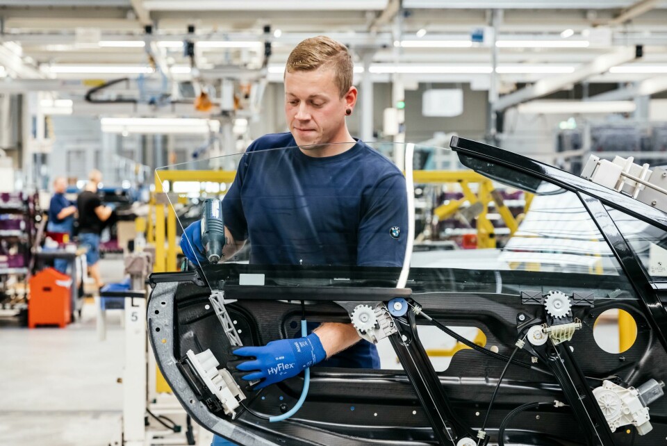 BMW has used additive techniques for the production of more practical if less obvious parts, eg the guide rail for the window of the BMW i8 Roadster 3D printed window guide rail BMW i8 Roadster