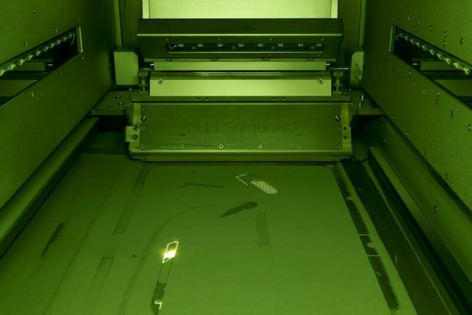 A series of partnerships are helping BMW accelerate the application of additive manufacturing technology and create its own portfolio of new production processes BMW 3D green tray