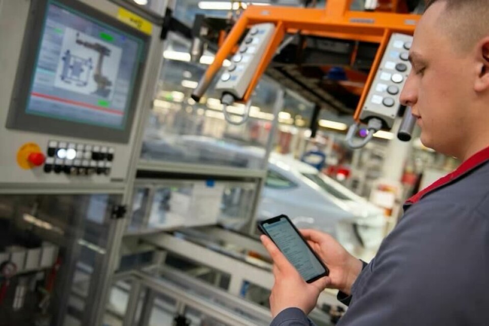Maintenance teams at the Ingolstadt factory are testing out ‘Audi Mobile Maintenance App’, developed inhouse to give live updates from assembly line performance Audi Ingolstadt assembly maintenance app