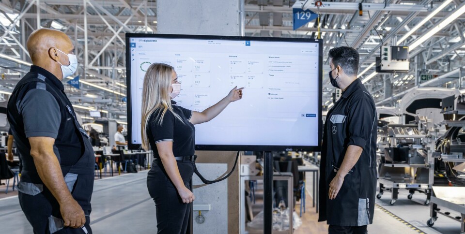 Production data flows automatically into the digital shopfloor management system SFMdigital, which is connected to MO360, giving full visibility at all times (image from Factory 56, Sindelfingen) Mercedes MO360 connected system