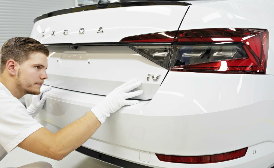 The new Skoda Superb IV plug-in hybrid is made exclusively in Kvasiny, on the same production line as Superb ICE variants Skoda Superb IV production - Kvasiny