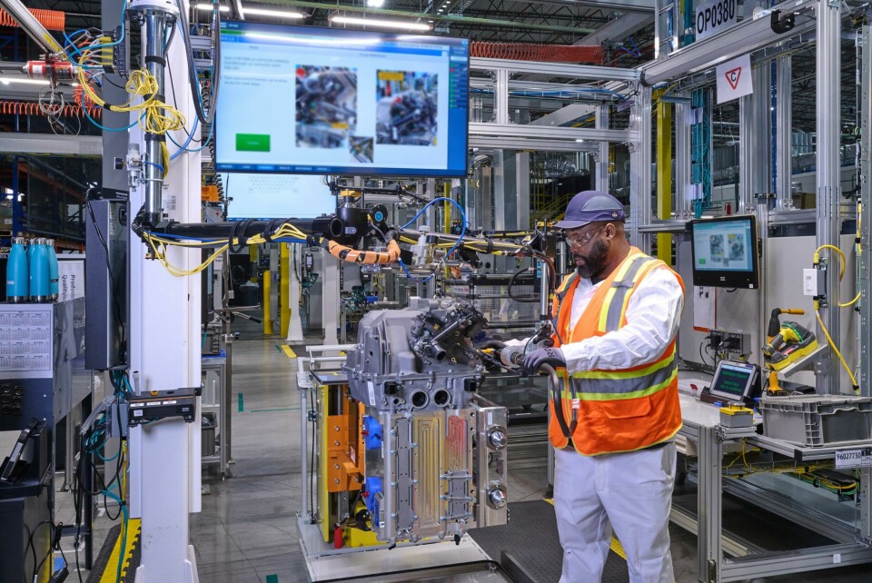Production of a fuel cell system at the GM-Honda FCSM in Brownstown, Michigan Production of a fuel cell system at the GM-Honda FCSM in Brownstown, Michigan