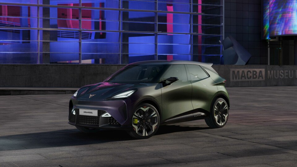 Seat is planning to produce electrical components for electric cars at its El Prat plant CUPRA-Urban-Rebel_01_HQ