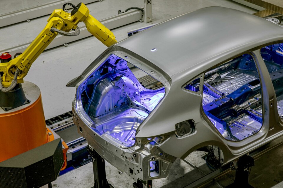 Seat started its electrification journey as it celebrated the 30th anniversary of its Martorell site SEAT-SA-kicks-off-electrification-journey-as-it-celebrates-30th-anniversary-of-Martorell-site_02_HQ