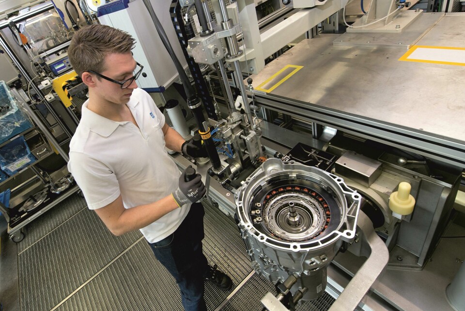 Easing into electrification ZF eight-speed transmission assembly Saarbrucken