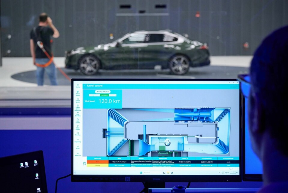 Measurements in the new Aeroacoustics Wind Tunnel of the BMW Group Measurements in the new Aeroacoustics Wind Tunnel of the BMW Group