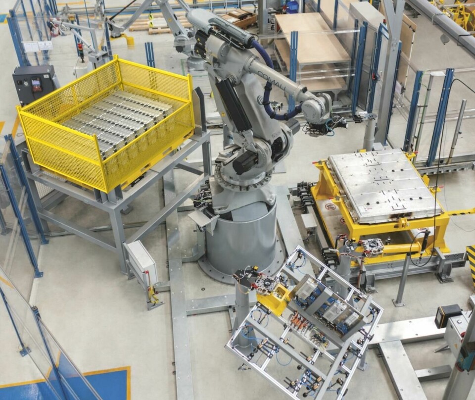 Flex-BD – Comau technology for Flexible Battery Dismantling Flex-BD – Comau technology for Flexible Battery Dismantling