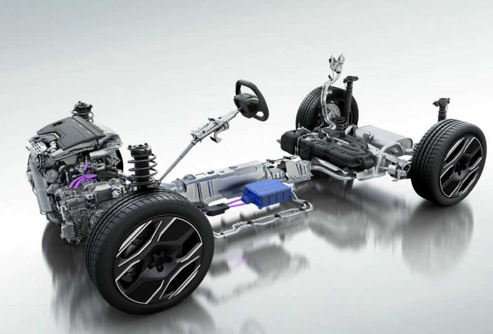 Stellantis’ eDCT hybrid system currently used in 30+ hybrid models enables shared platforms, but adds weight and complexity that dedicated designs could avoid. Stellantis-eDCT-Hybrid-Technology