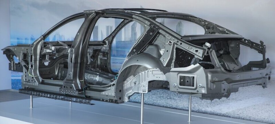 The case for carbon fibre BMW 7 Series chassis
