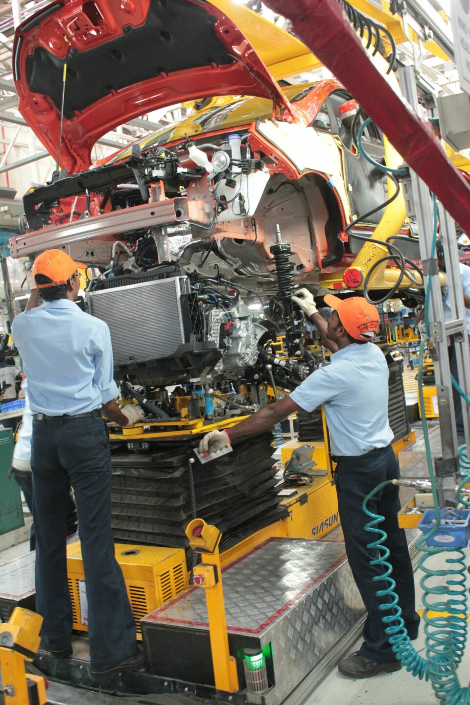 Ford will transfer its vehicle plants at Sanand, Gujarat (above) and at Maraimalai Nagar, Chennai in Tamil Nadu into the JV, but the engine plant at Sanand will stay with Ford. Mahindra’s existing vehicle manufacturing operations stays outside the JV Ford Sanand 5