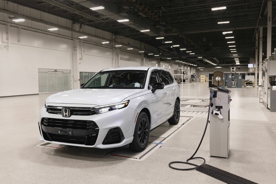 Honda starts production of fuel cell electric vehicles in the US Honda CR-V e-FCEV