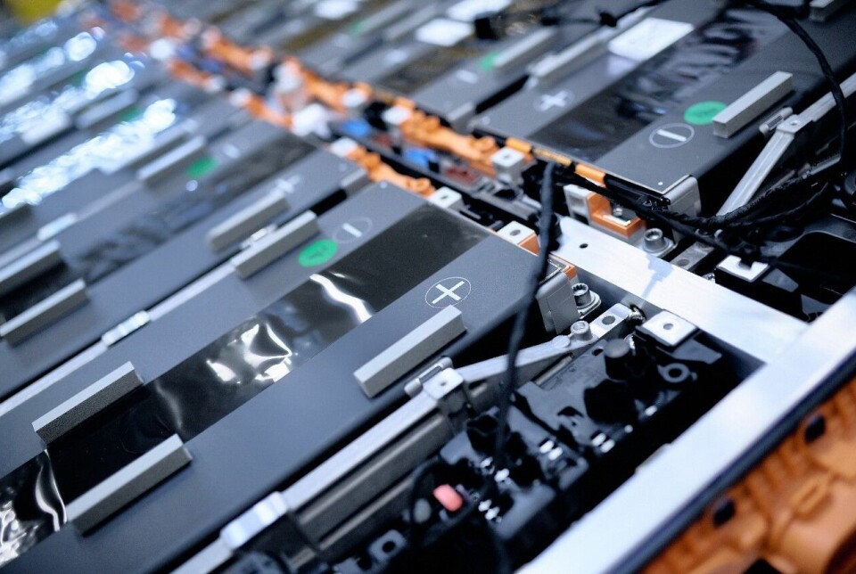 Battery pack production at Ford's Cologne plant